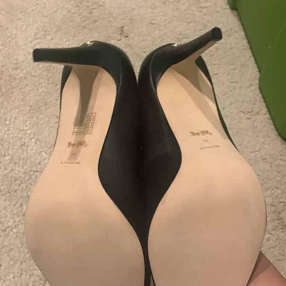 NWT NIB Coach Skyler Leather Pumps - Picture 3 of 3